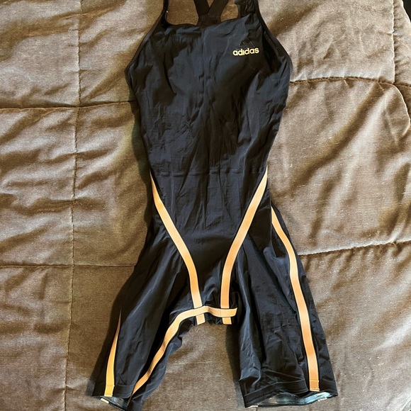 Adidas Adizero Open Back Tech Suit - Picture 2 of 3